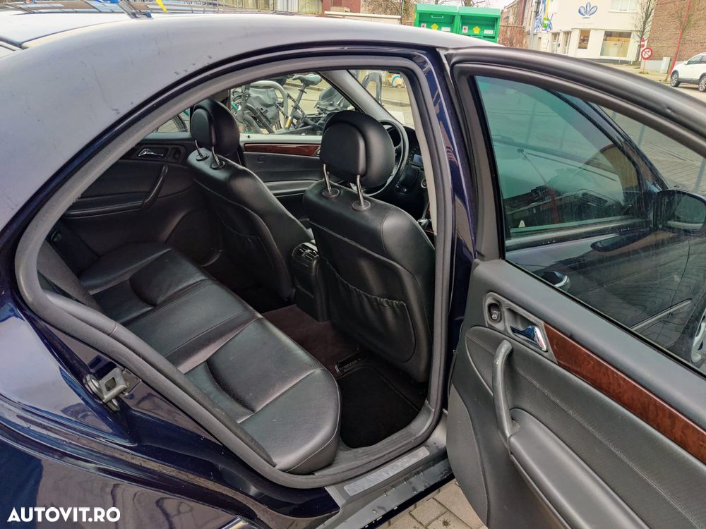 Mercedes-Benz C - 6