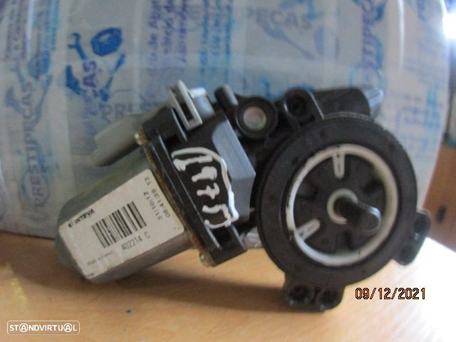 Motor Elevador Vidro 402214C CITROEN C3 2012 FD CITROEN C3 2 FASE 1 2012 1.6HDI 92CV 5P PRETO FD CITROEN C3 2014 1.4HDI 70CV 5P BRANCA FD - 5