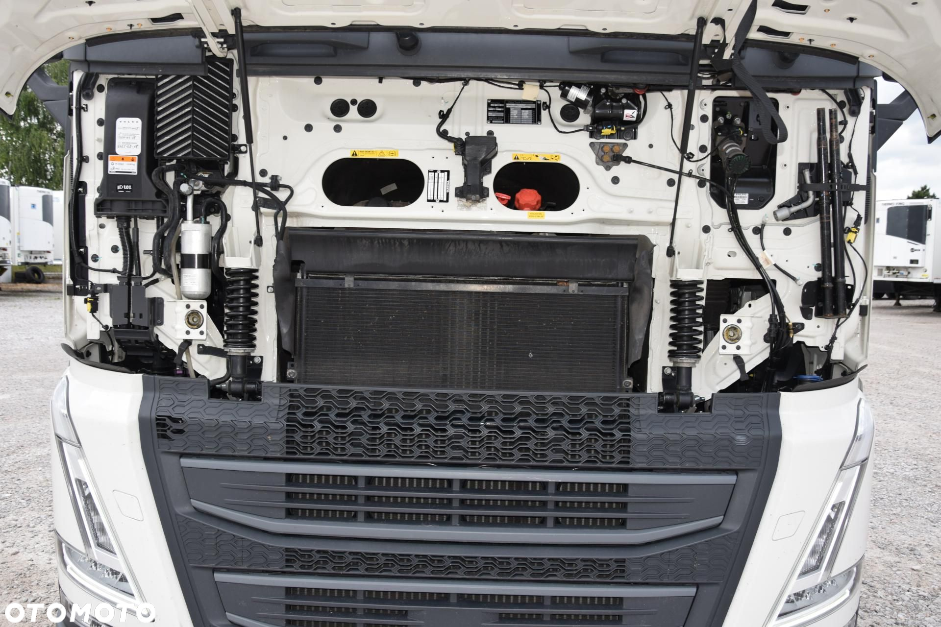 Volvo FH 460 Globetrotter XL i-Save - 19