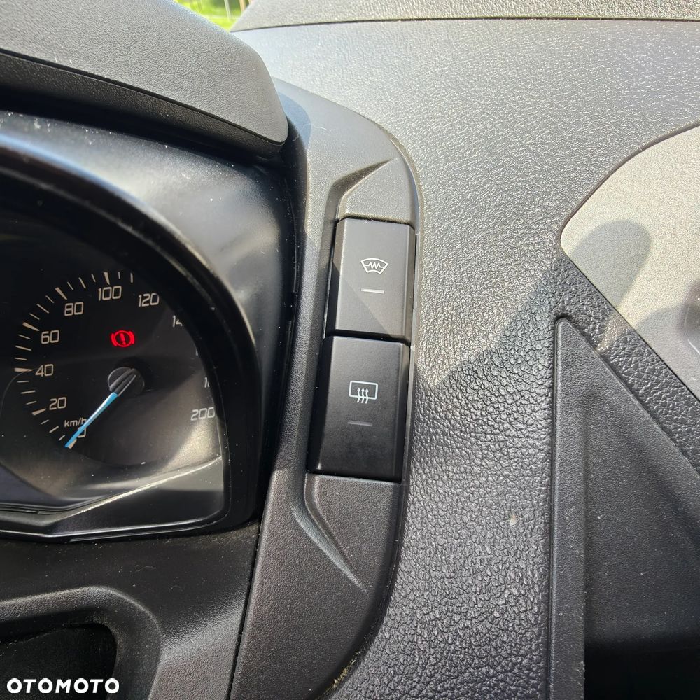Ford Transit Custom - 12
