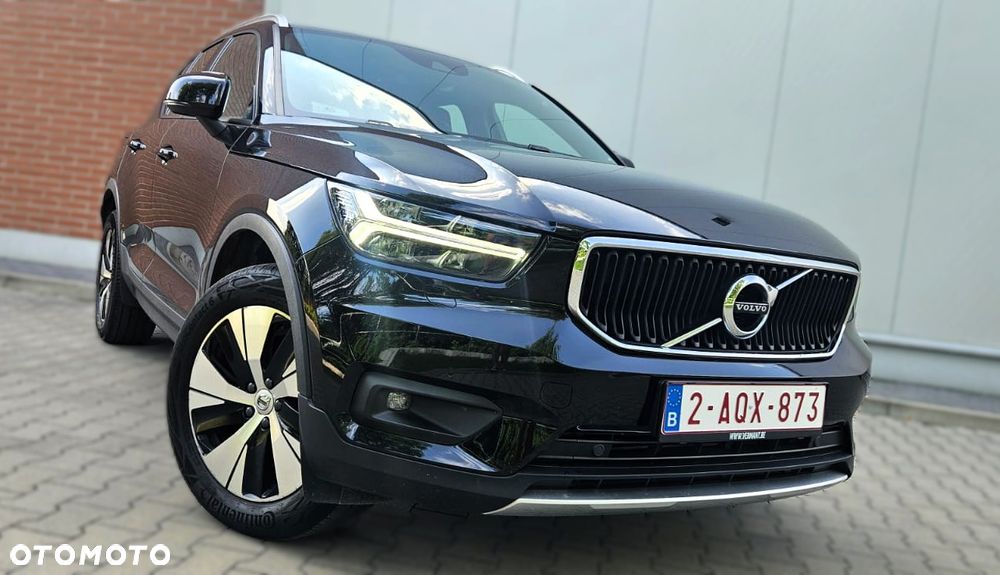 Volvo XC 40 T3 Momentum Pro - 1