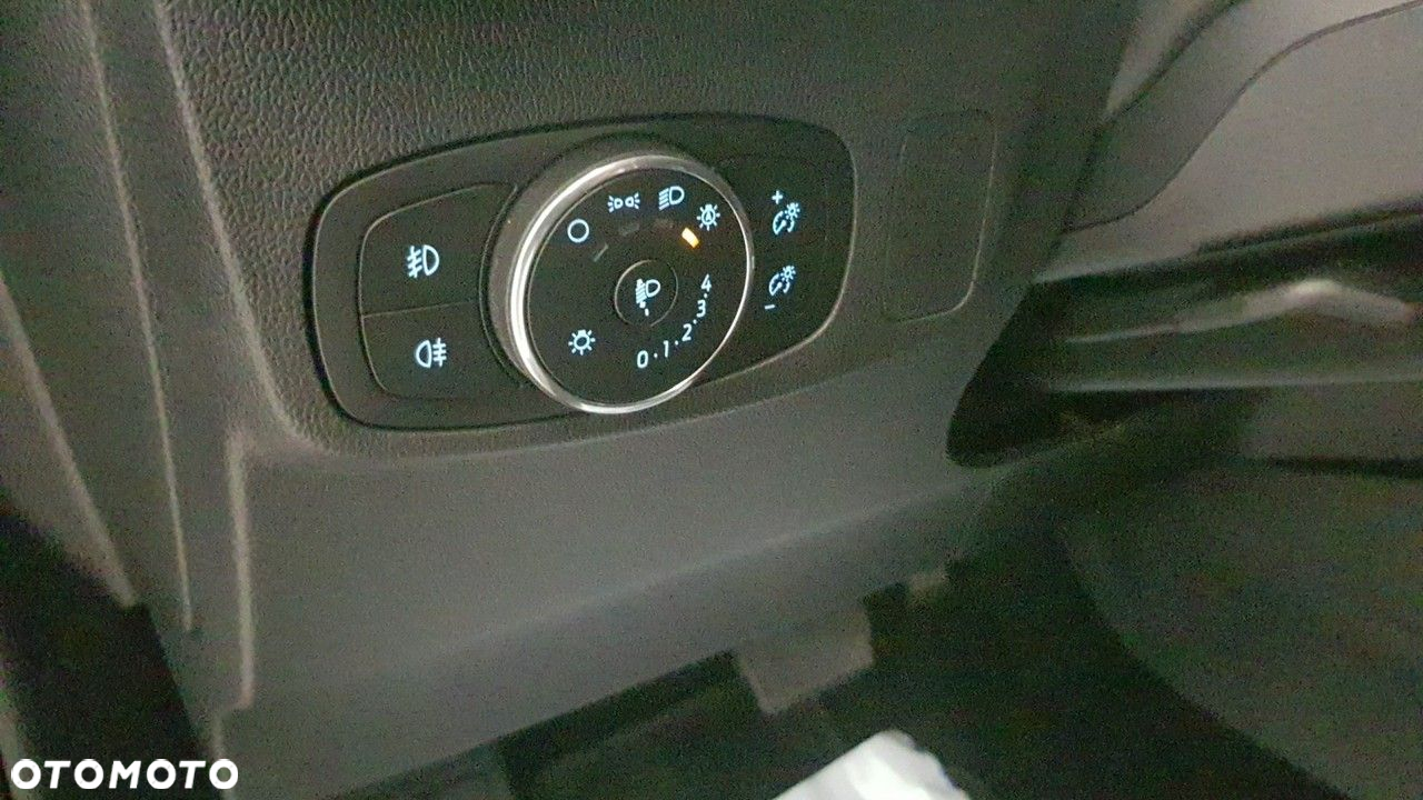 Ford Focus - 24