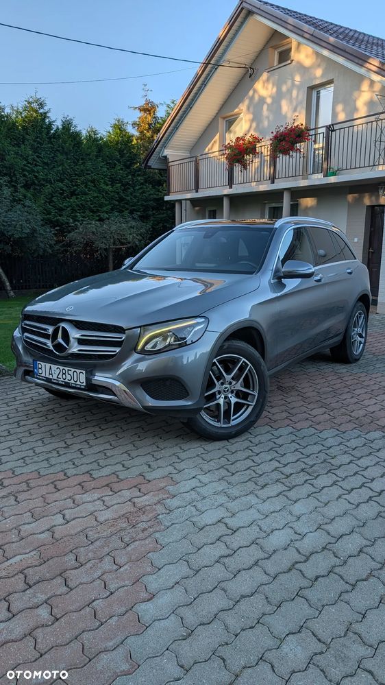 Mercedes-Benz GLC 300 4Matic 9G-TRONIC - 1