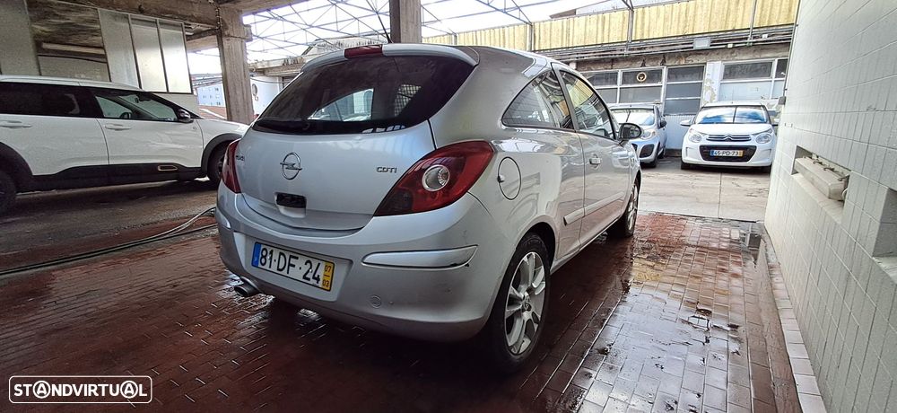 Opel Corsa Corsa 1.3 Cdti Sport Van D - 12