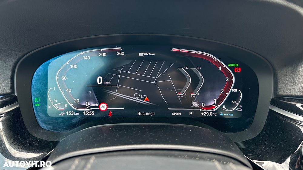 BMW Seria 5 530e Aut. Luxury Line - 23