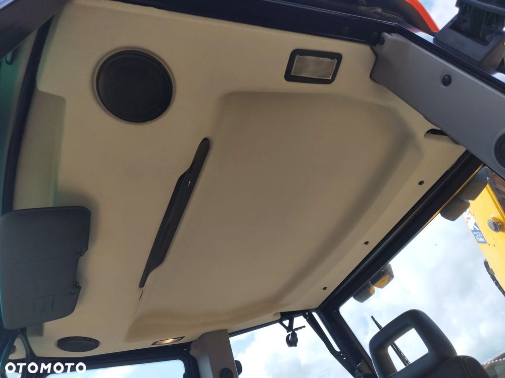 JCB 3CX - SALON PL - 900 mth - 19