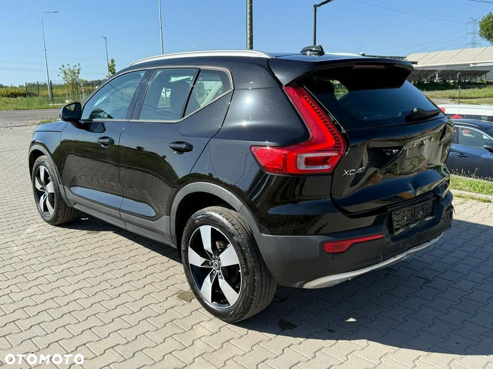 Volvo XC 40 D3 Momentum - 3