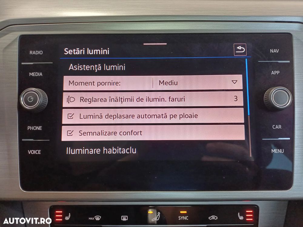 Volkswagen Passat 1.5 TSI ACT DSG Trendline - 19