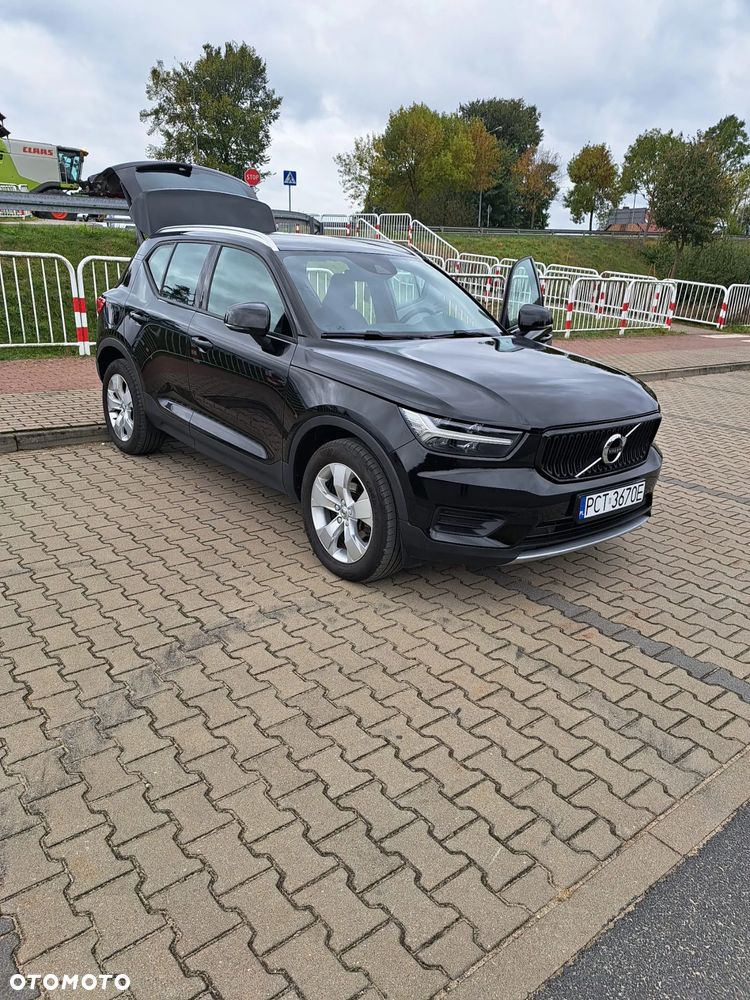 Volvo XC 40 T3 Momentum - 3