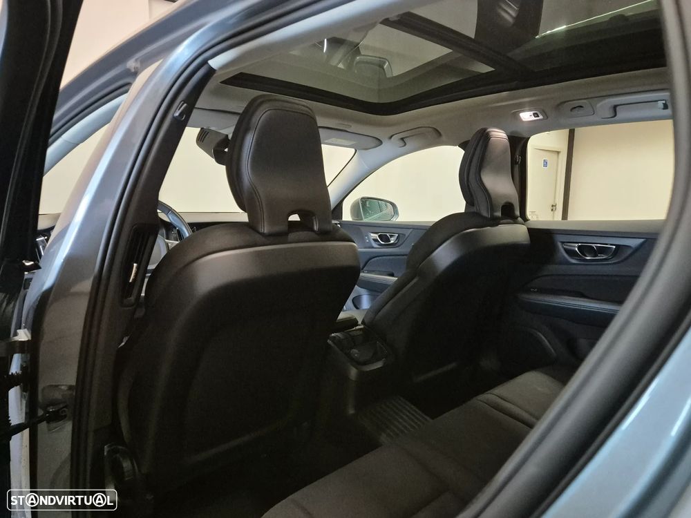 Volvo V60 2.0 T6 AWD TE Inscription Expression - 39