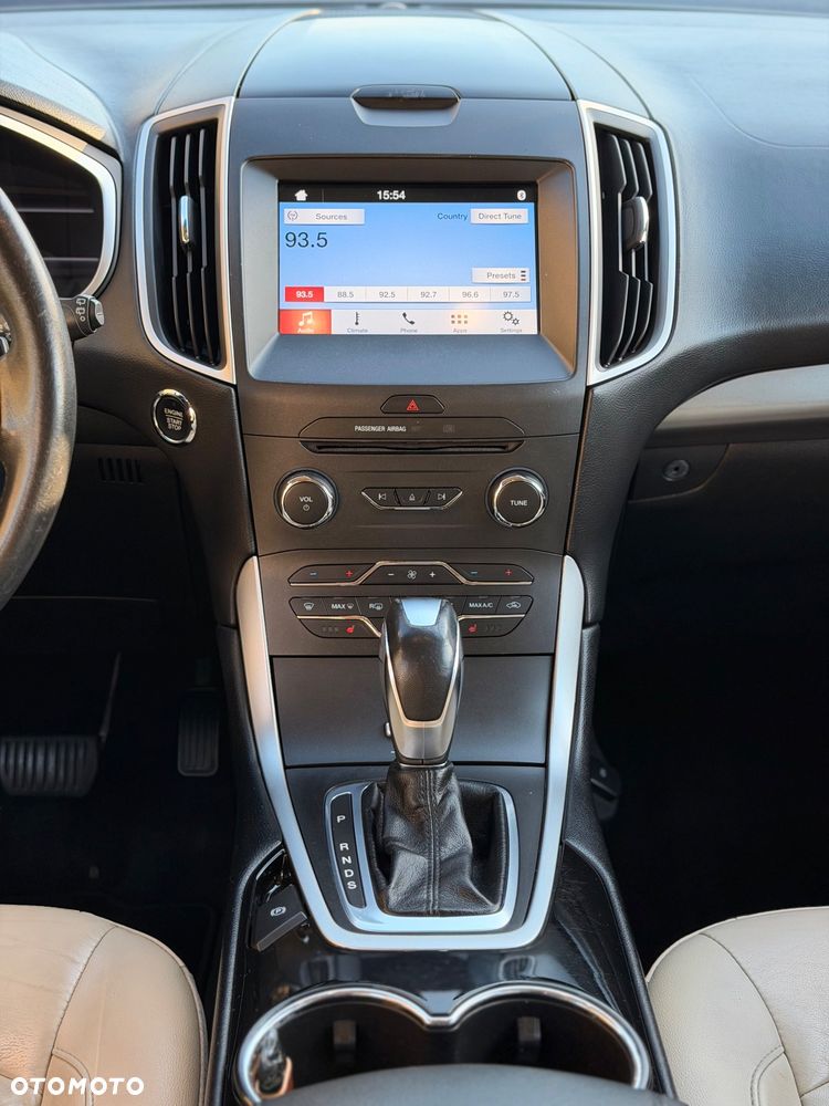Ford Edge - 16