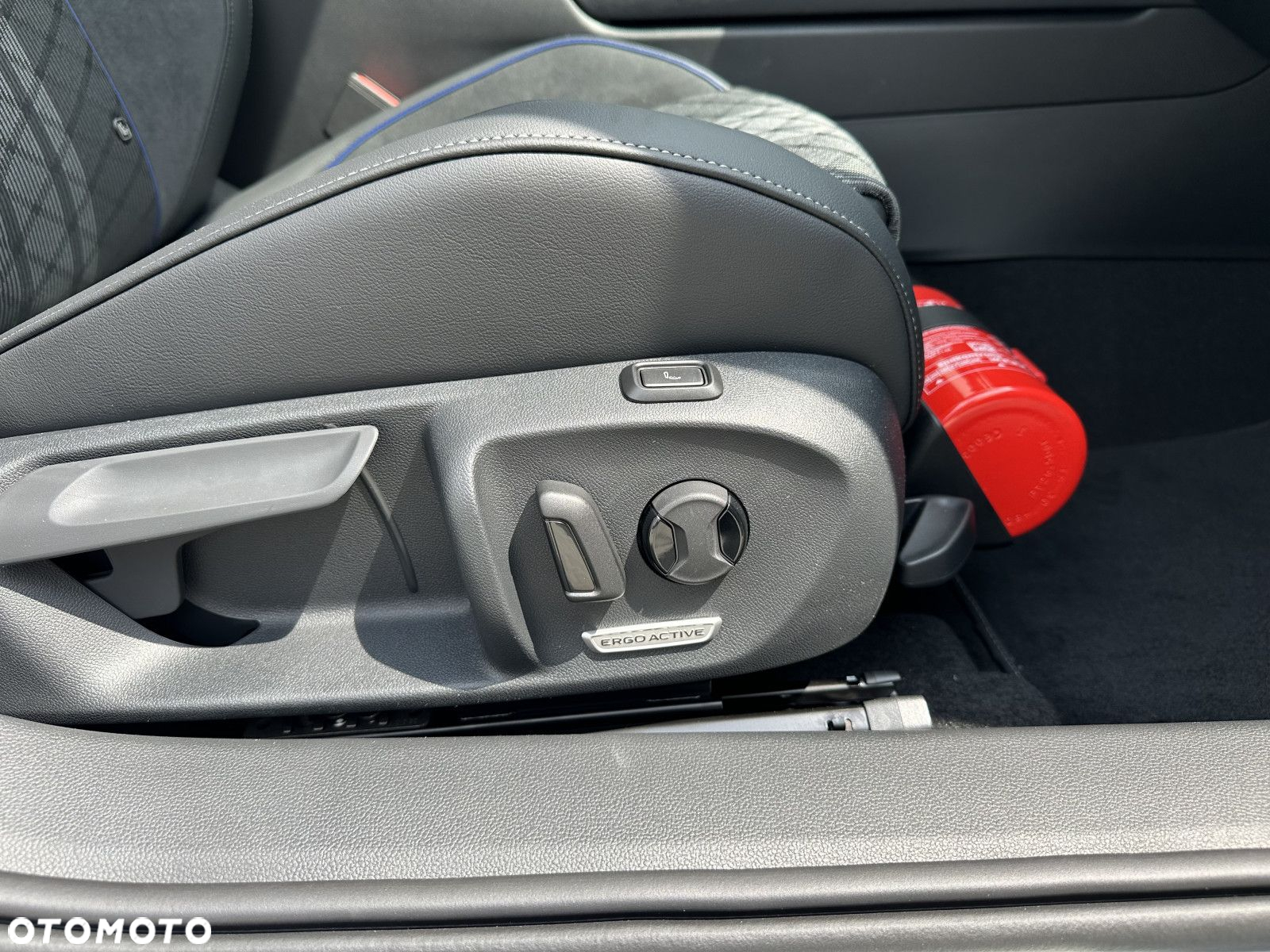 Volkswagen Passat - 26