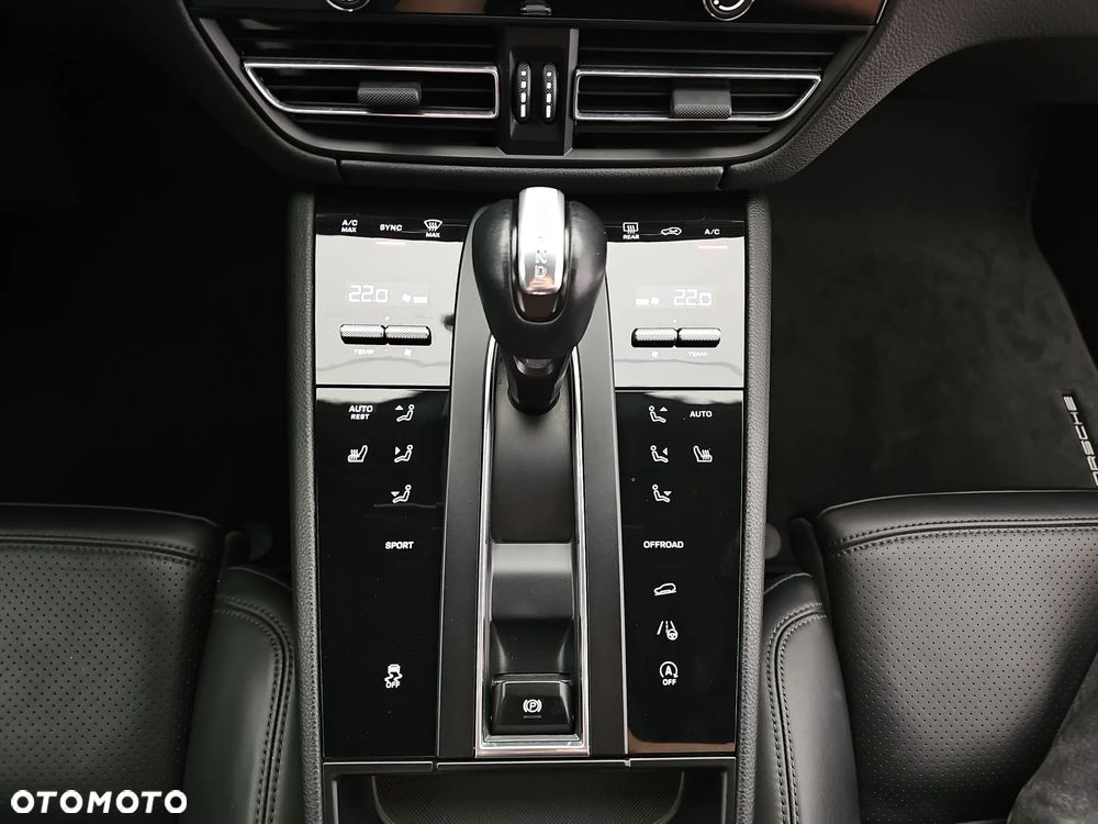Porsche Macan Standard - 27