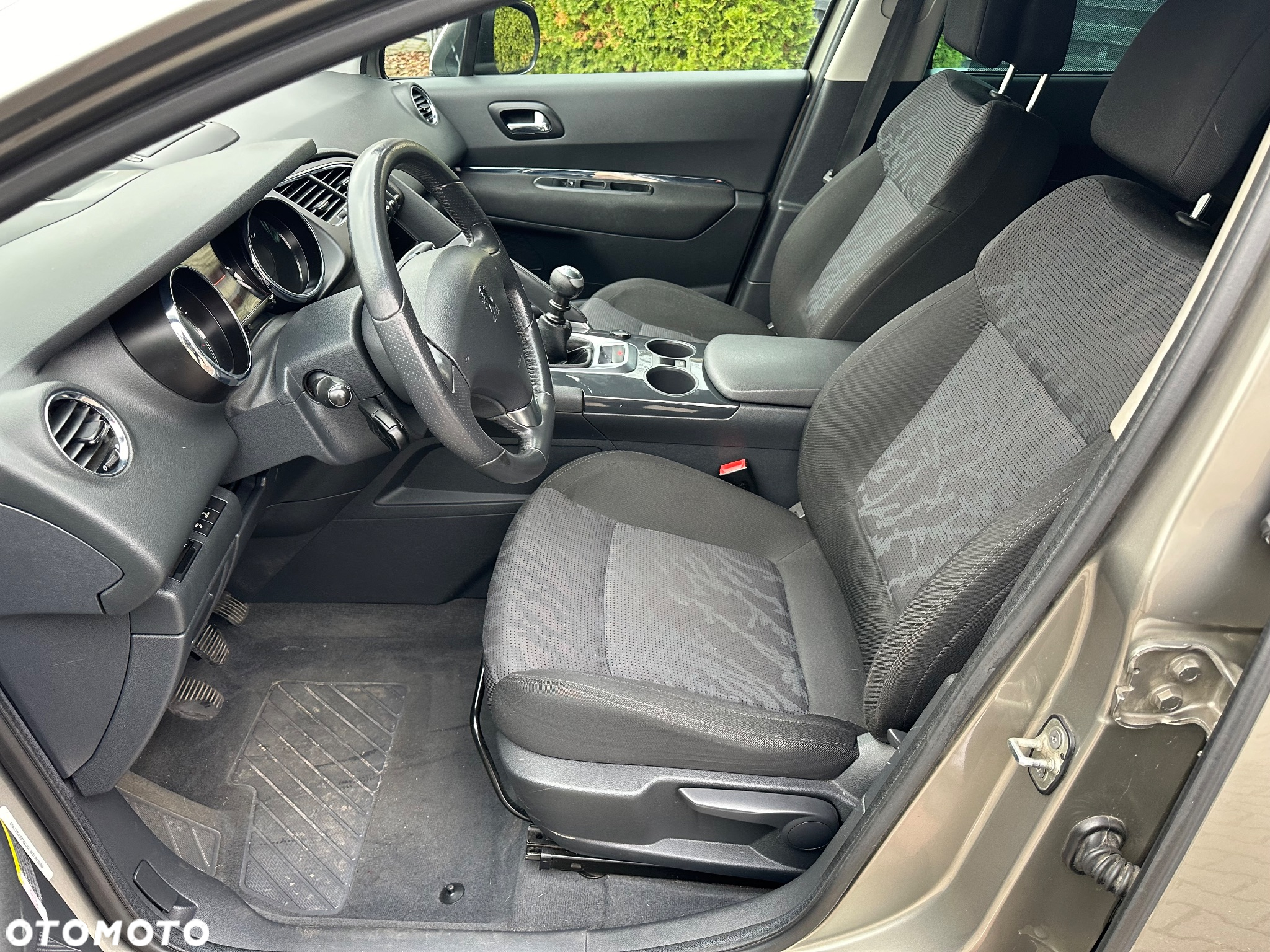 Peugeot 3008 HDi FAP 150 Business-Line - 17