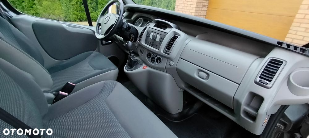 Opel Vivaro - 7