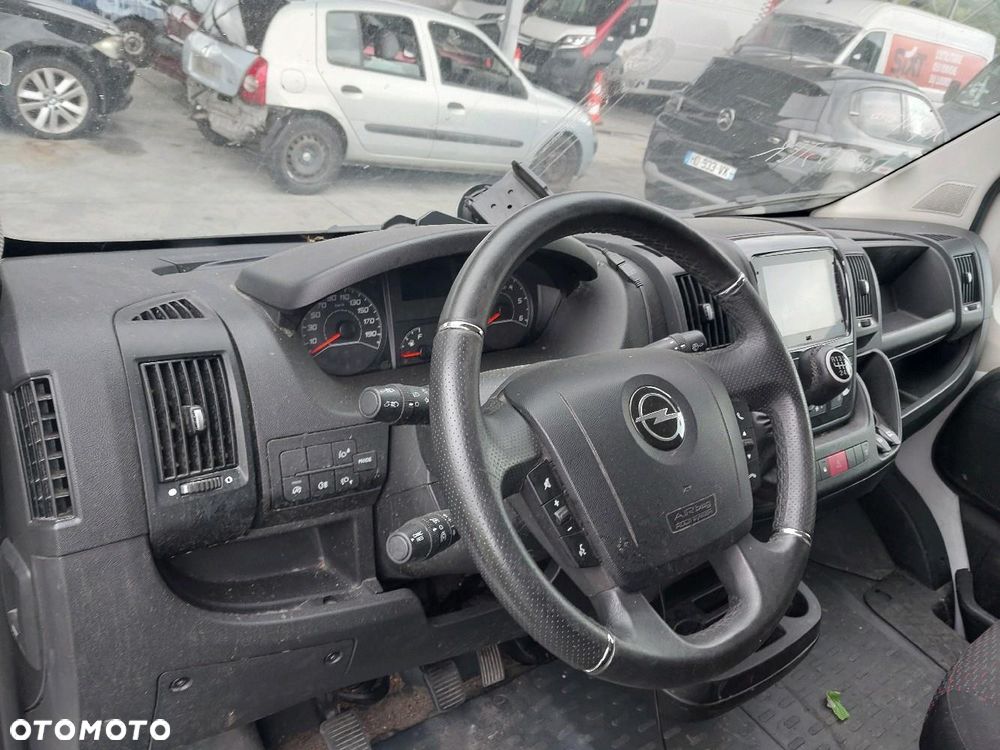 Opel MOVANO - 10