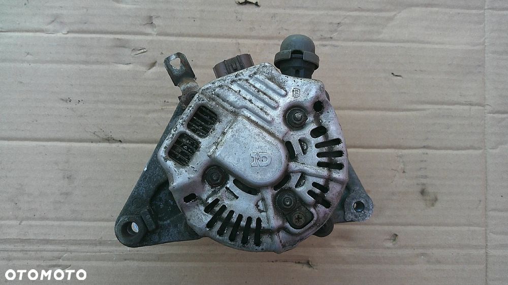 TOYOTA COROLLA E12 1.6 ALTERNATOR - 5