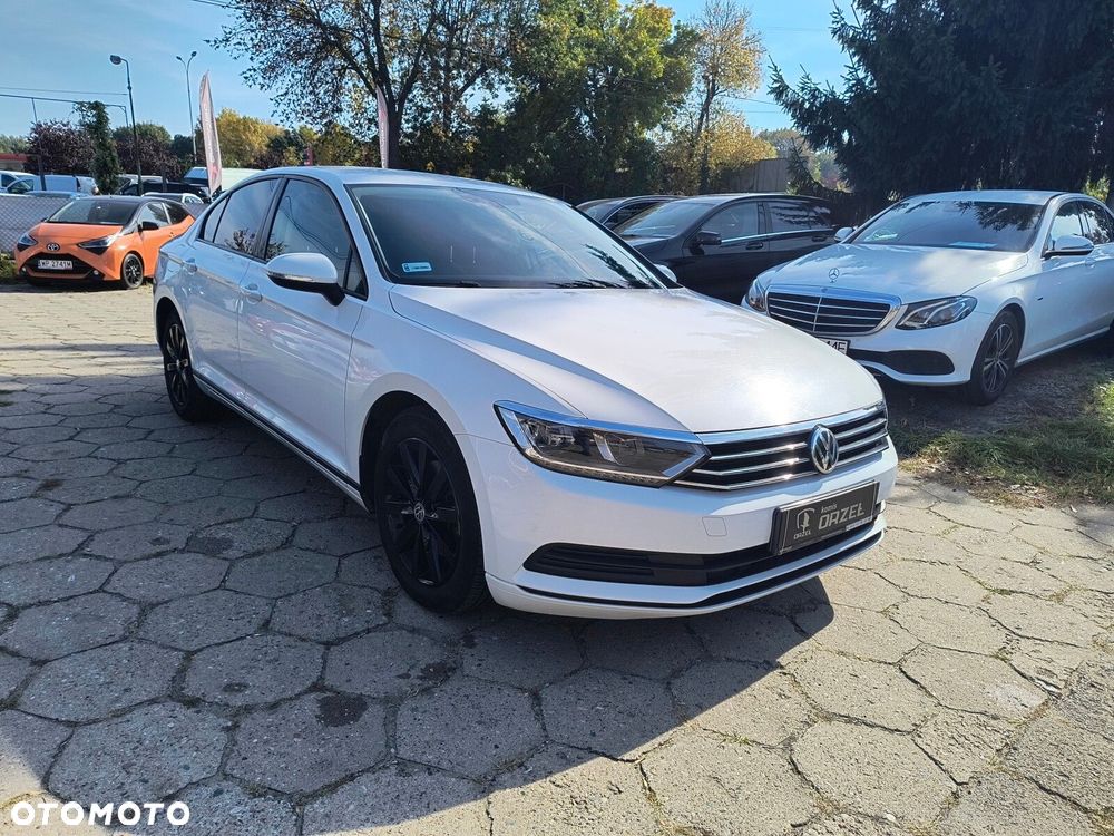 Volkswagen Passat - 3