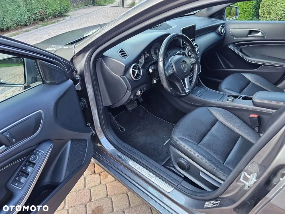 Mercedes-Benz Klasa A 180 (BlueEFFICIENCY) 7G-DCT Urban - 5