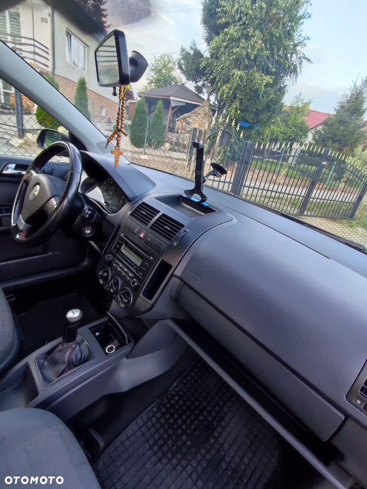 Volkswagen Polo - 9