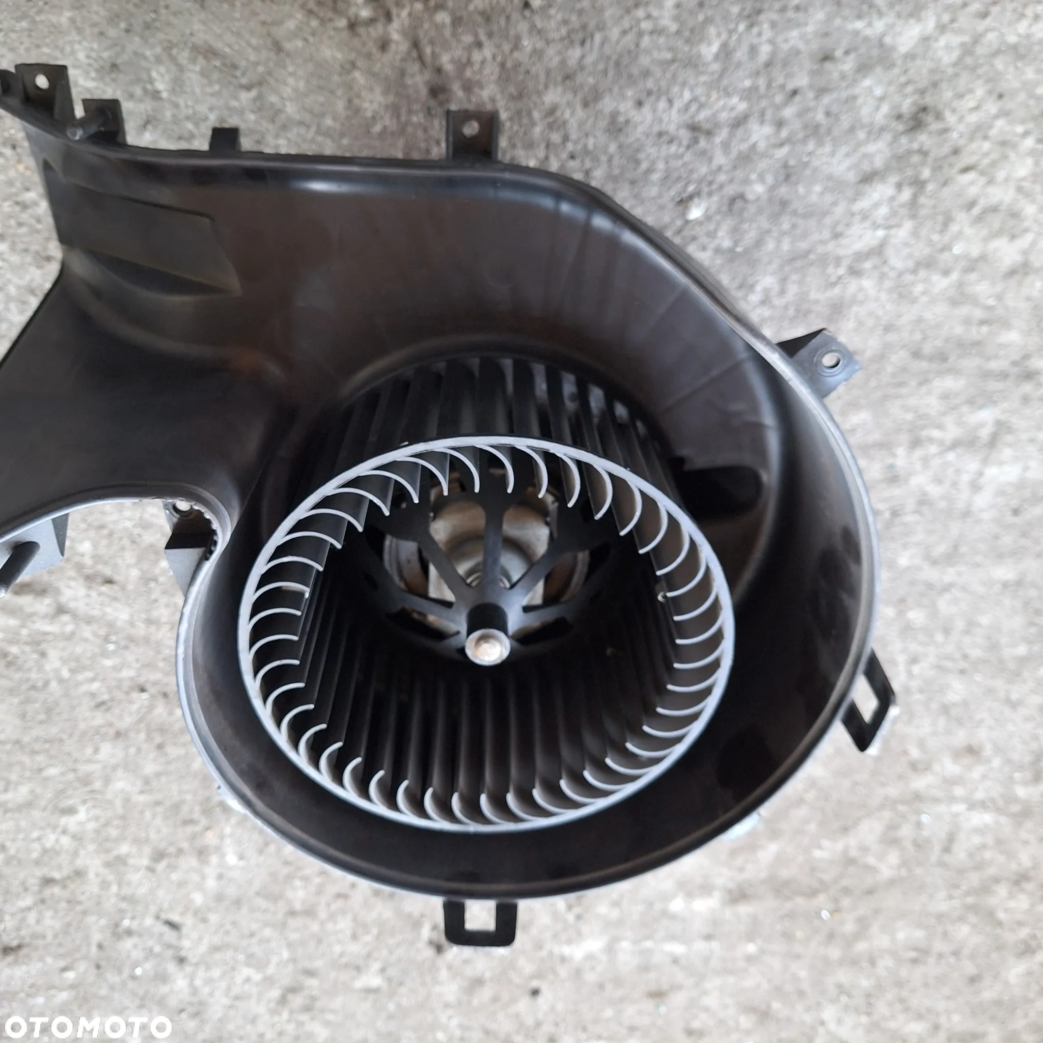 DMUCHAWA WENTYLATOR NAWIEWU POWIETRZA VECTRA C - 3