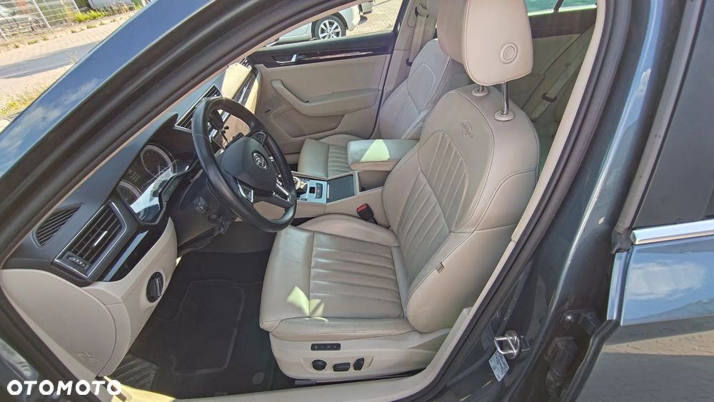 Skoda Superb 2.0 TDI L&K DSG - 3