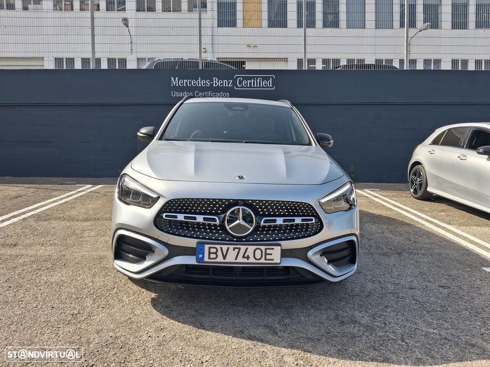 Mercedes-Benz GLA 180 d AMG Line - 2