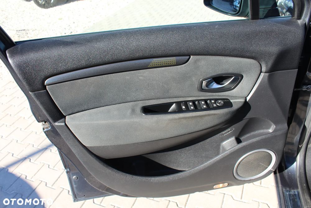 Renault Scenic 1.9 dCi Expression - 12