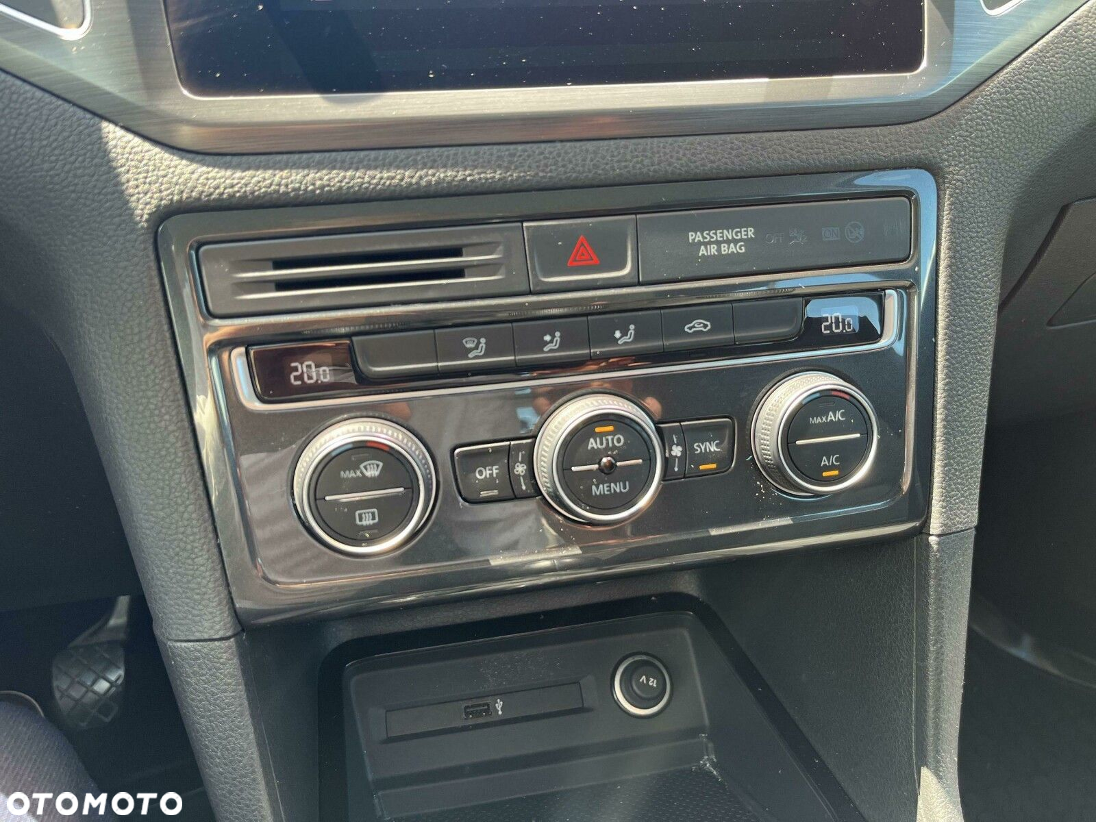 Volkswagen Golf Sportsvan VII SV 1.0 TSI Comfortline - 22