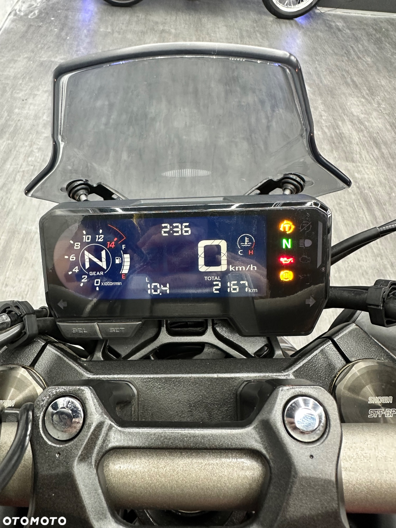 Honda CB - 24