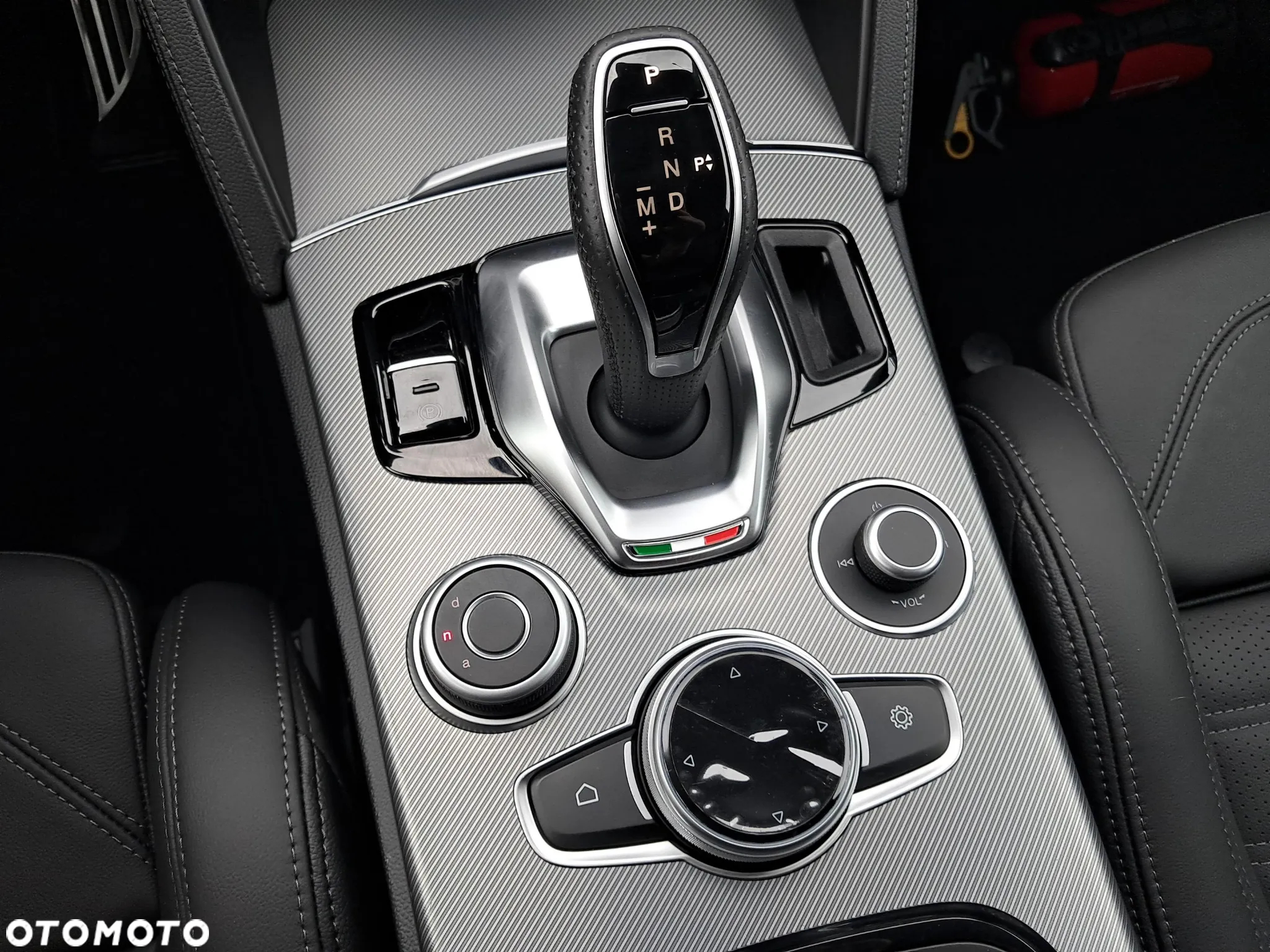 Alfa Romeo Stelvio 2.0 Turbo Veloce Q4 - 16