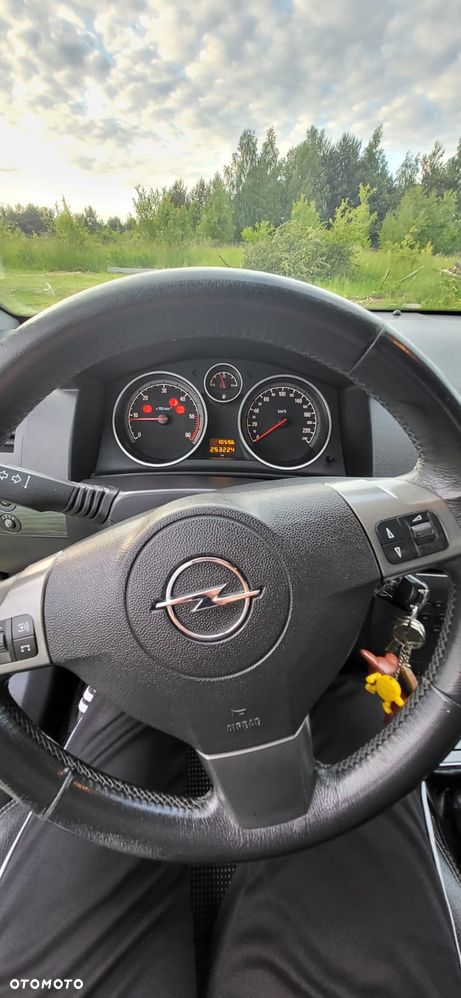 Opel Astra 1.9 CDTI Edition - 17