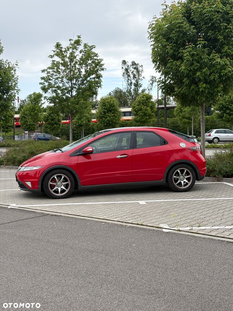 Honda Civic 1.8 Executive - 12