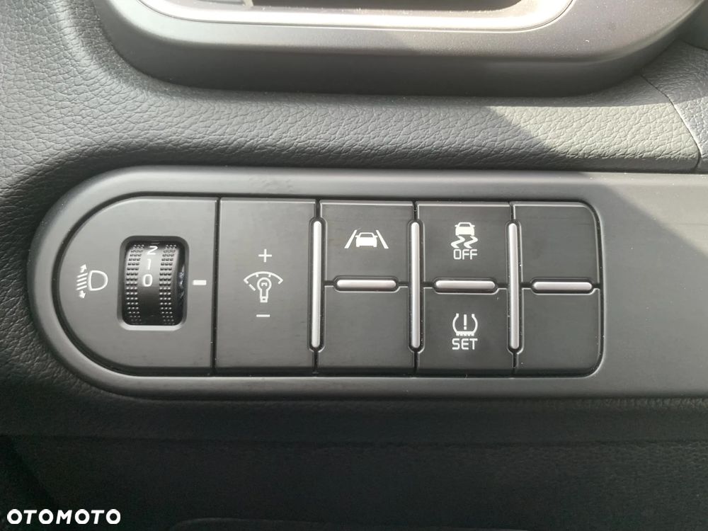 Kia Ceed 1.5 T-GDI M - 20