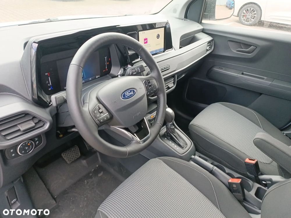 Ford Transit Courier - 9