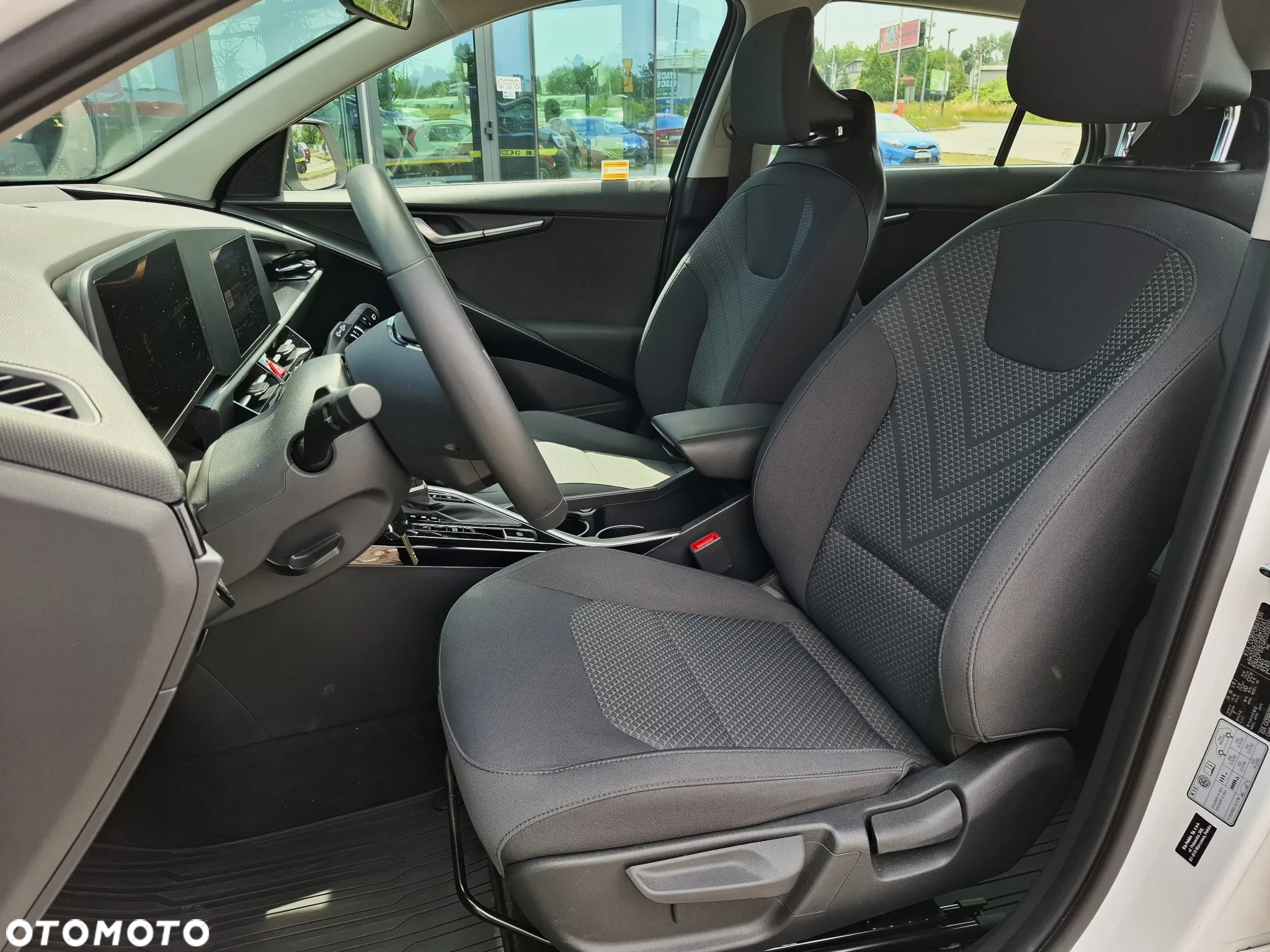 Kia Niro 1.6 GDI Hybrid M - 11