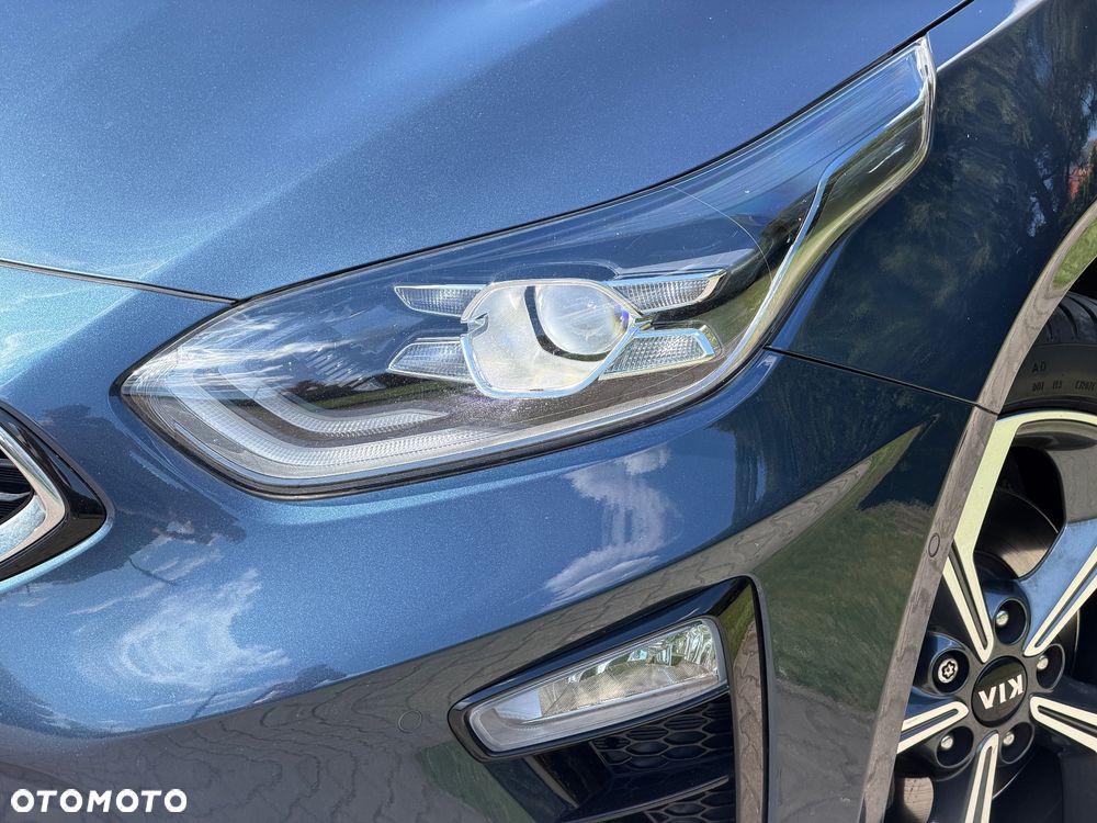 Kia Ceed 1.4 T-GDI DCT OPF Platinum Edition - 11