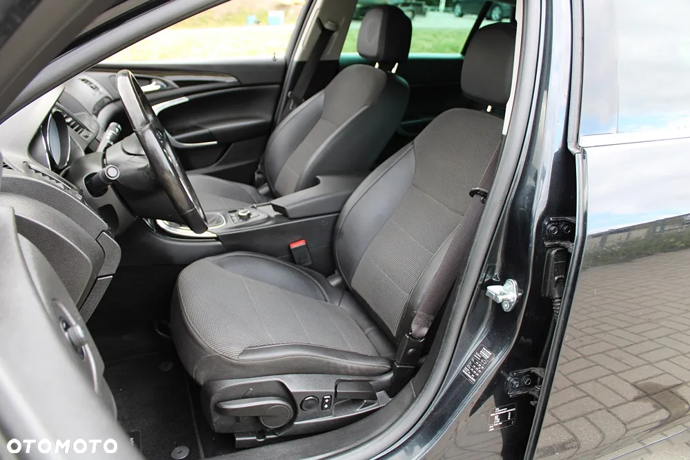 Opel Insignia - 27