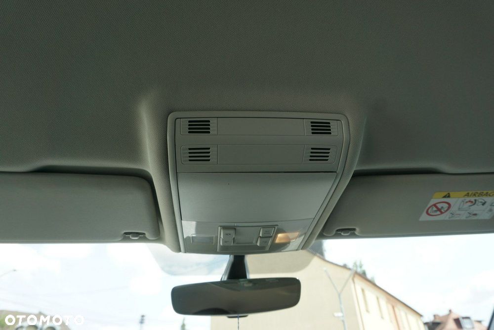 Volkswagen Golf - 15