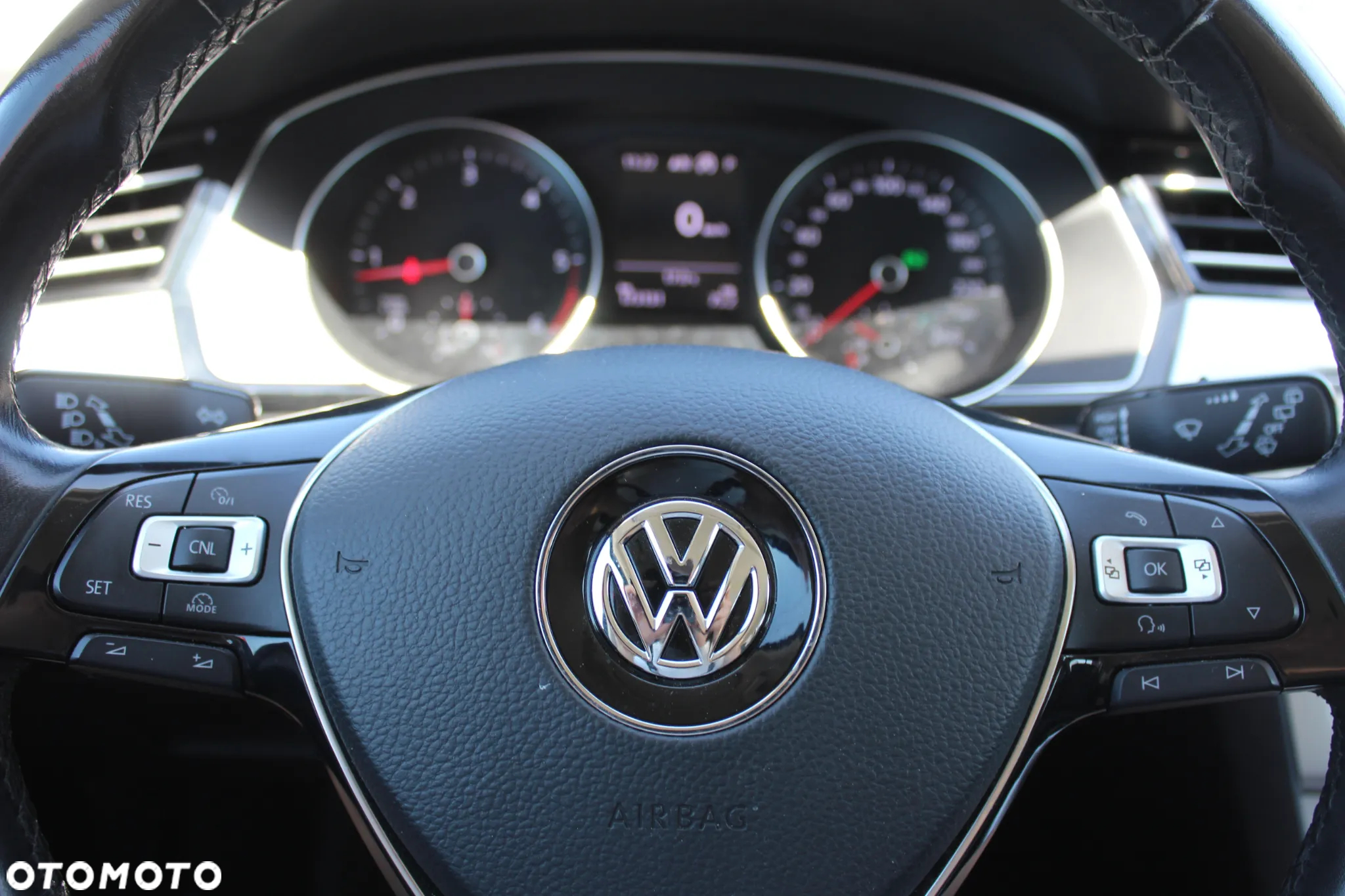 Volkswagen Passat 1.6 TDI BMT Trendline - 15