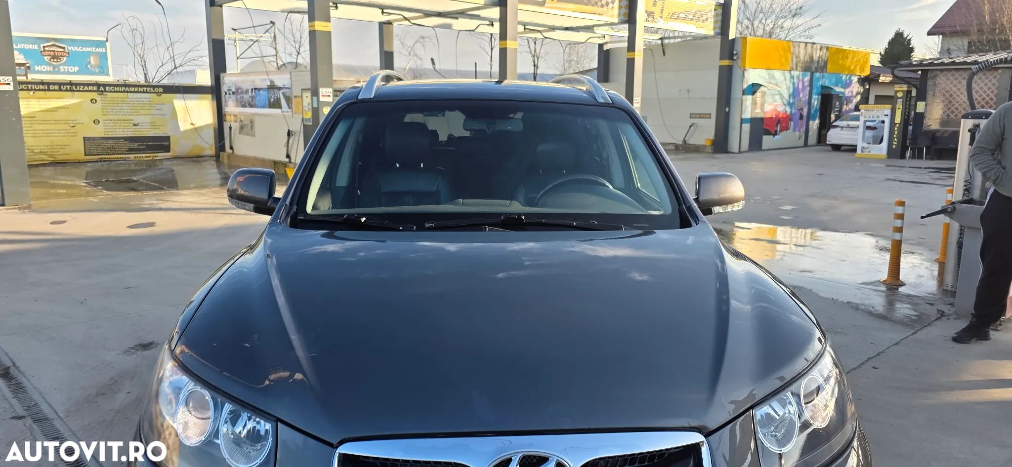 Hyundai Santa Fe - 1
