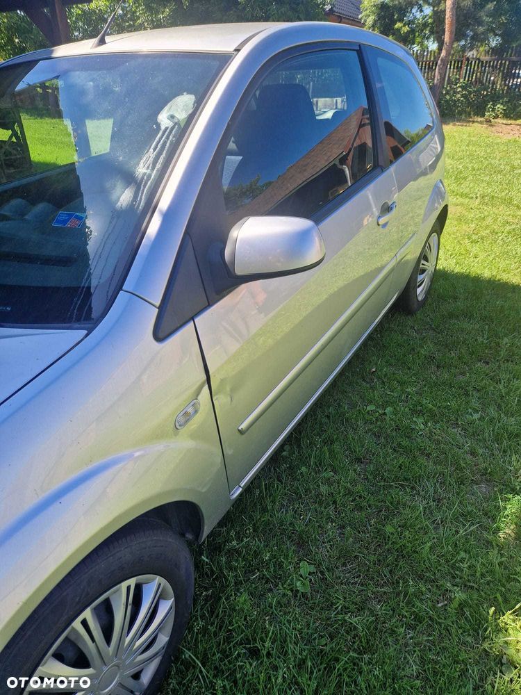 Ford Fiesta - 3