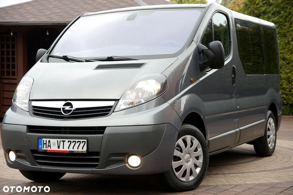Opel Vivaro - 1