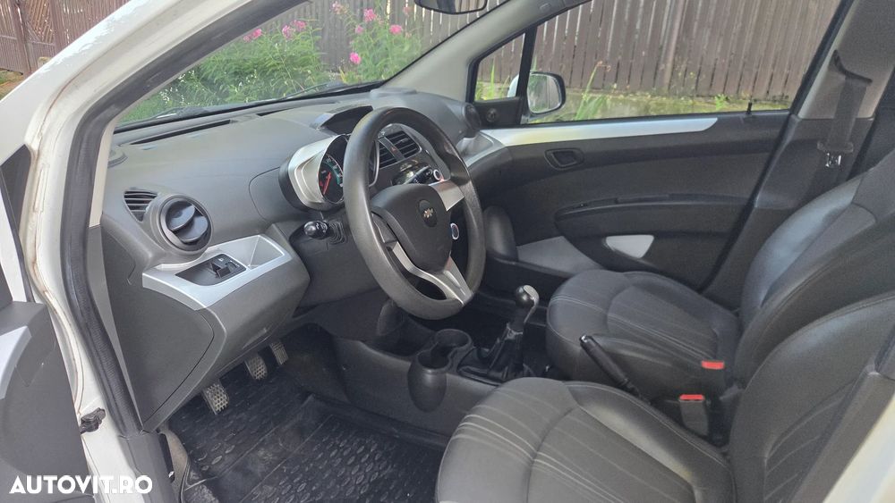 Chevrolet Spark 1.0 MT5 LS - 6