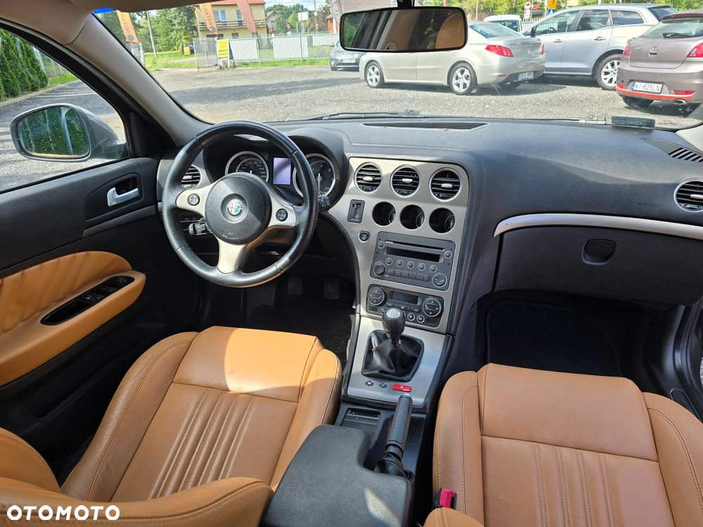 Alfa Romeo 159 - 6