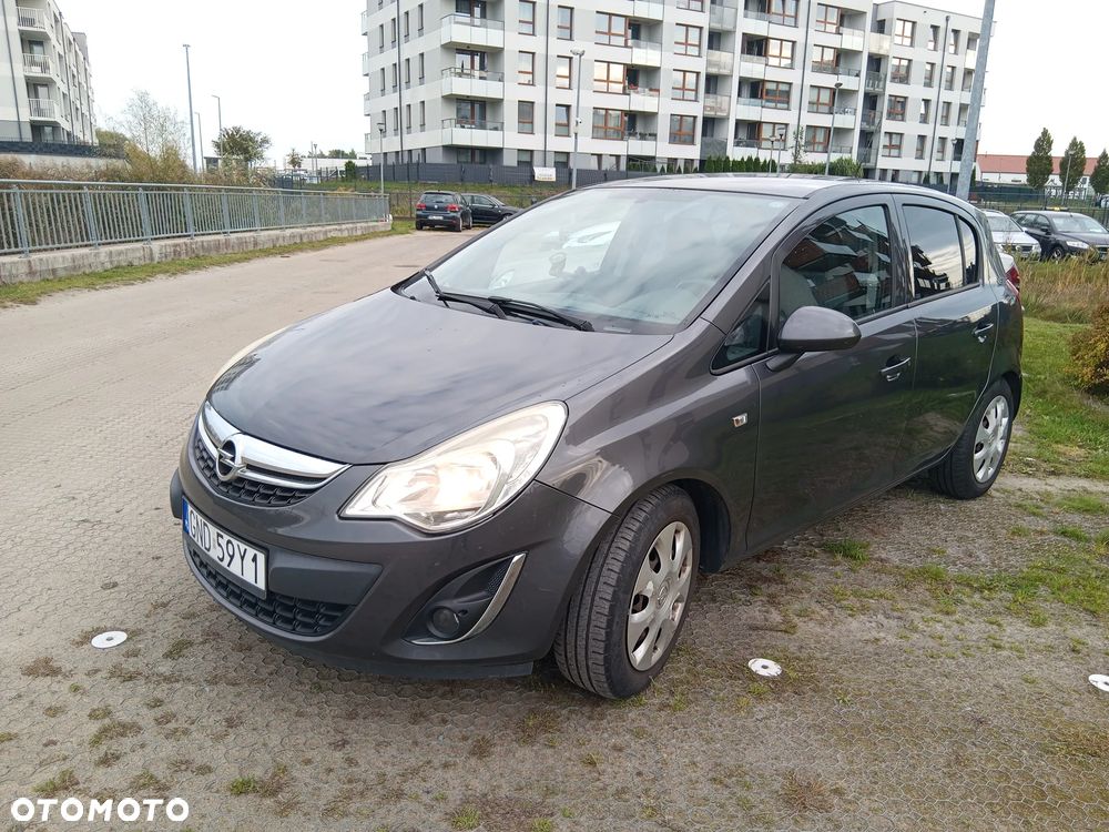 Opel Corsa 2011 photo 2
