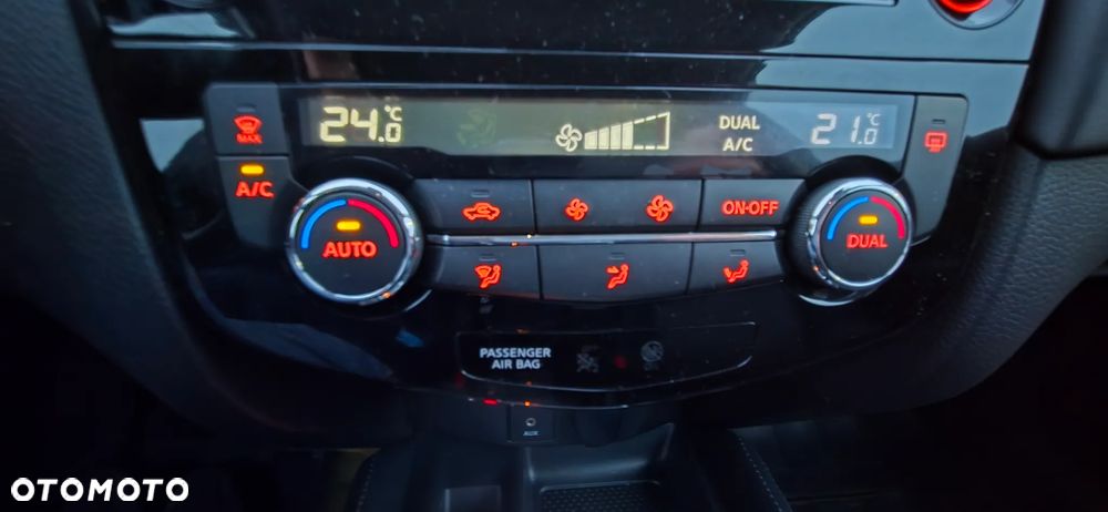 Nissan X-Trail 2.0 dCi Tekna 2WD Xtronic - 21