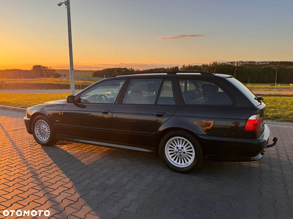 BMW Seria 5 - 26