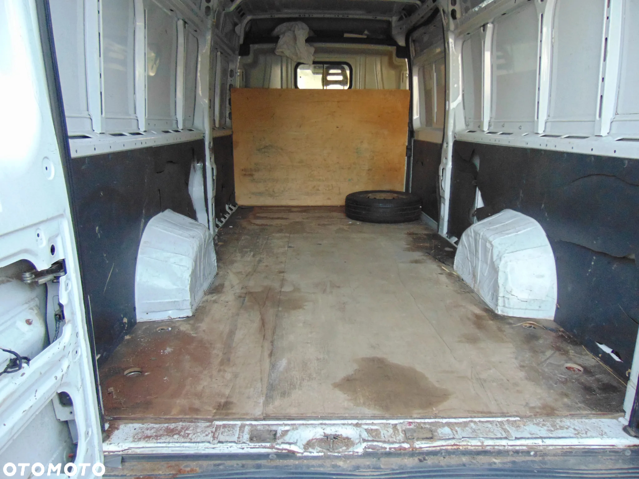 Ford Tranzit Custom - 21
