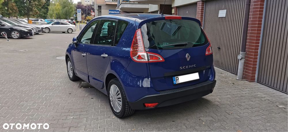 Renault Scenic 2.0 16V Privilege CVT - 5